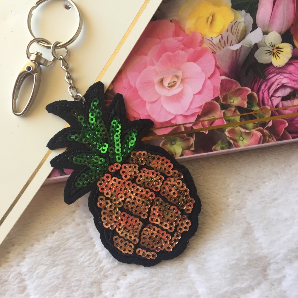sequin pineapple keychain ring